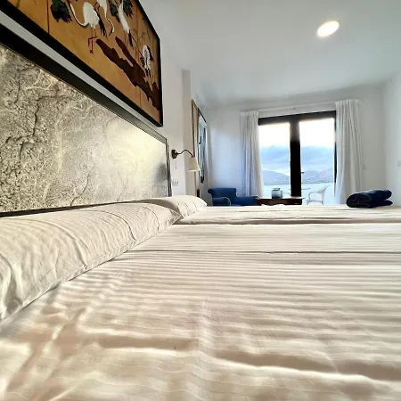 Doble Con Terraza O Balcon, Desajuno Incluido,wifi Gratis, Piscina 雅伊萨